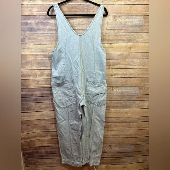 We The Free Light Blue Denim Overalls Relaxed Fit Size Small - Picture 1 of 6